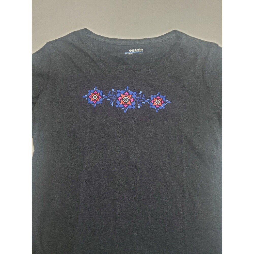Columbia Sportswear Women's Short Sleeve Casual Graphic T-Shirt, Medium